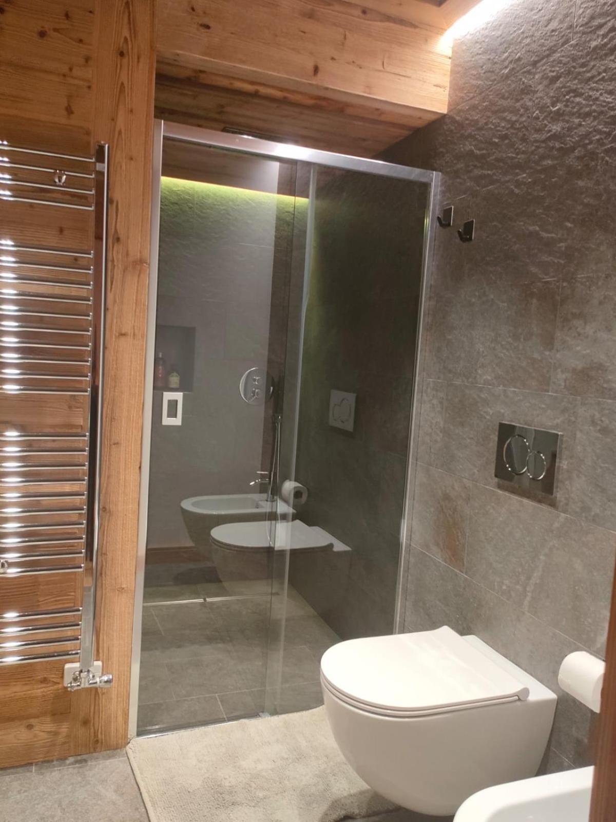Fior Di Roccia Apartments- In Centro Cervinia, Sauna Privata, Matterhorn Dream Breuil-Cervinia Eksteriør bilde